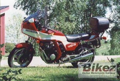 Honda CB 900 F 2 Bol d`Or 1983 photo - 2